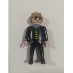 PLAYMOBIL FIGURA POLICIA - 28/4/21