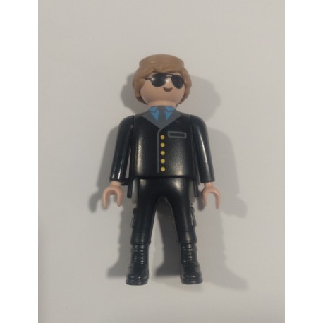 PLAYMOBIL FIGURA POLICIA - 28/4/21