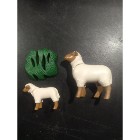 PLAYMOBIL OVEJA GRANDE Y PEQUEÑA CON COMIDA - 30/1/18