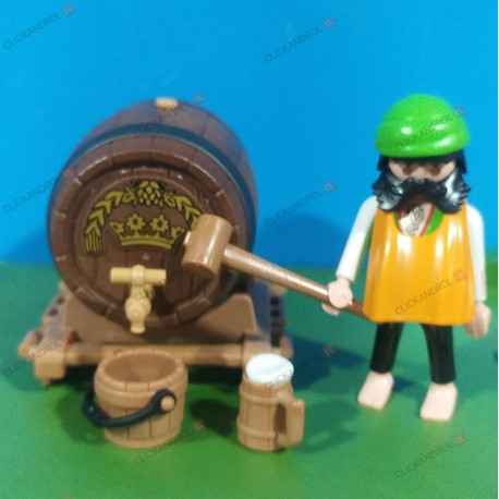 PLAYMOBIL ALDEANO CON GRAN BARRIL, BELEN , 18/8/22