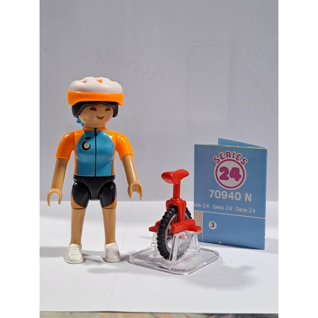 PLAYMOBIL SERIE 24 FIGURA MUJER CICLISTA 20/4/23