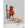 PLAYMOBIL ALDEANO PASTOR CON CERDITOS DE MANCHAS, MEDIEVAL , BELEN - 16/8/23