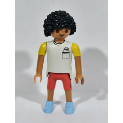 PLAYMOBIL CHICO JOVEN CON PANTALON CORTO Y PELO AFRO  - 15/3/19