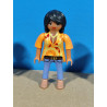 PLAYMOBIL FIGURA CHICA MORENA CAMISETA MODERNA - 16/3/22