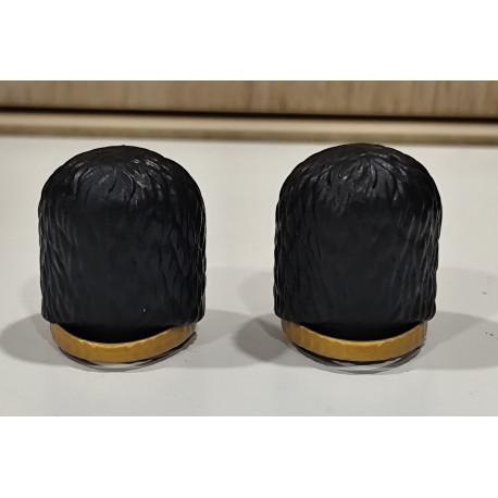 PLAYMOBIL 2X GORRO ROYALD GUARD , PIEL OSO  - 10/11/18