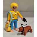PLAYMOBIL MUJER DE GAFAS CON BOLSO Y PERRO SALCHICHA - 14/5/25