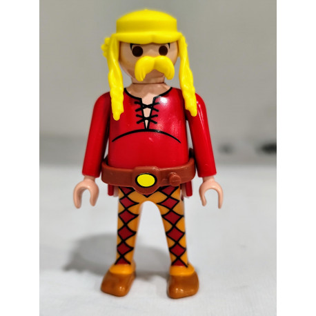 PLAYMOBIL FIGURA GALO CAMISETA ROJA - 22/6/25