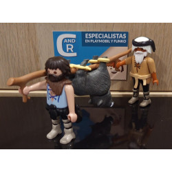 PLAYMOBIL  ALDEANOS TRANSPORTANDO JABALI , BELEN - 27/6/25