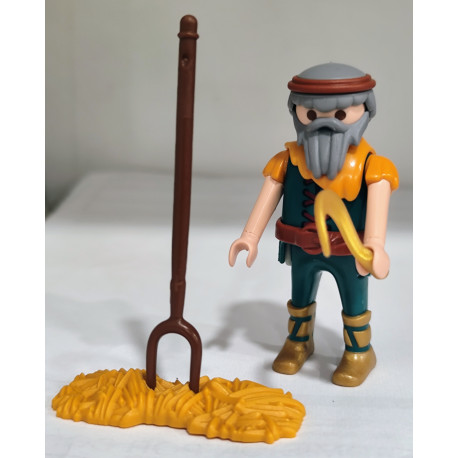 PLAYMOBIL ALDEANO , AGRICULTOR , BELEN - 9/11/15