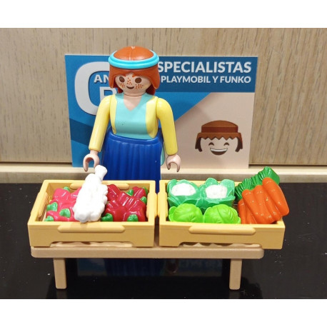 PLAYMOBIL  ALDEANA , VENDEDORA CON PUESTO DE VERDURAS  , BELEN - 27/6/25