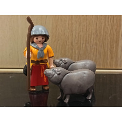 PLAYMOBIL ALDEANA PASTORA CON CERDOS GRANDES , BELEN - 10/7/25