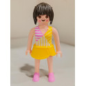 PLAYMOBIL MUJER MORENA CON FALDA Y ZAPATILLAS- 24/8/25