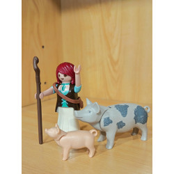 PLAYMOBIL ALDEANA PASTORA CON CERDITOS , BELEN - 10/7/25