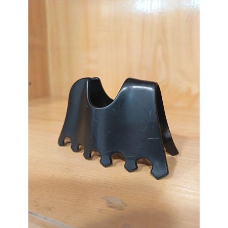 PLAYMOBIL FALDON PARA CCABALLO MEDIEVAL NEGRO - 27/5/21