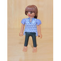 PLAYMOBIL FIGURA MUJER CAMISETA MORADA - 18/12/19