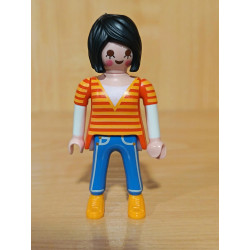 PLAYMOBIL FIGURA CHICA MORENA CAMISETA RAYAS - 29/9/20