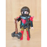 PLAYMOBIL GUERRERO CON MARTILLO DE GUERRA - 21/5/26