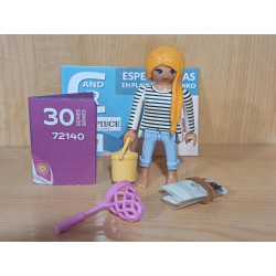 PLAYMOBIL CHICAS SERIE 30 - MUJER BUSCANDO CONCHAS EN LA PLAYA