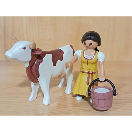PLAYMOBIL BELEN , ALDEANA  CON VACA Y CUBO DE LECHE - 27/6/25