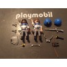 PLAYMOBIL PAREJA DE POLICIAS CON COMPLEMENTOS EN BOLSA CERRADA