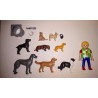 PLAYMOBIL ADIESTRADOR CON VARIOS PERROS EN BOLSA CERRADA
