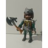 PLAYMOBIL GUERRERO DE LOS BOSQUES CON CABEZA DE LOBO - 31/12/19