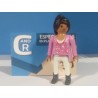 PLAYMOBIL FIGURA MUJER CON CAMISETA ROSA - 23/1/21