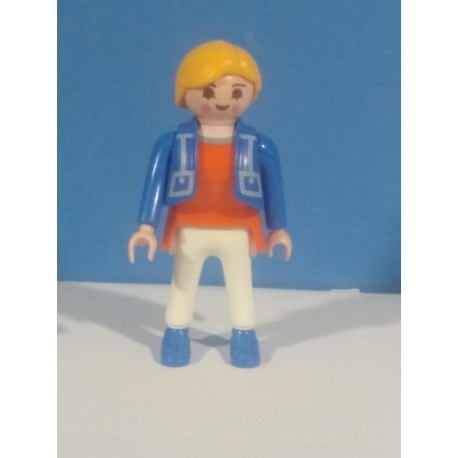 PLAYMOBIL FIGURA CHICA RUBIA CON CHALECO - 28/3/21