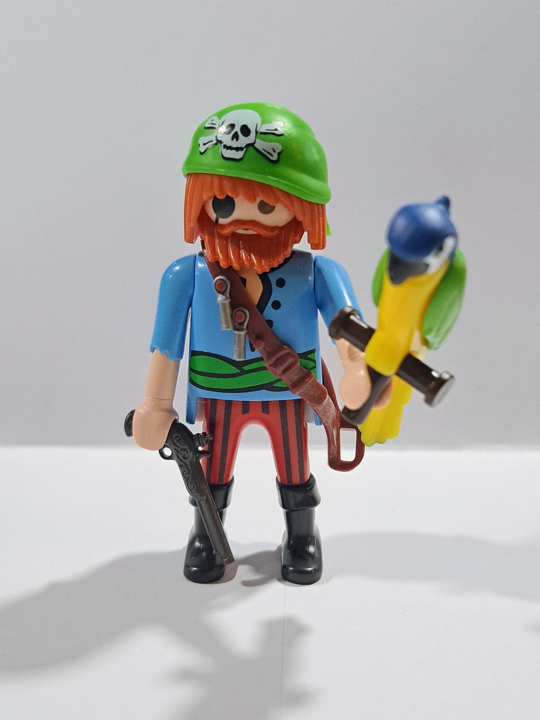 PLAYMOBIL PIRATA CON LORO- 5/10/15