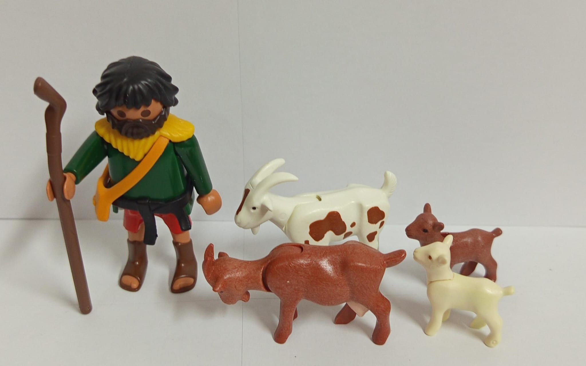PLAYMOBIL BELEN , ALDEANO PASTOR CON CABRAS - 10/7/25