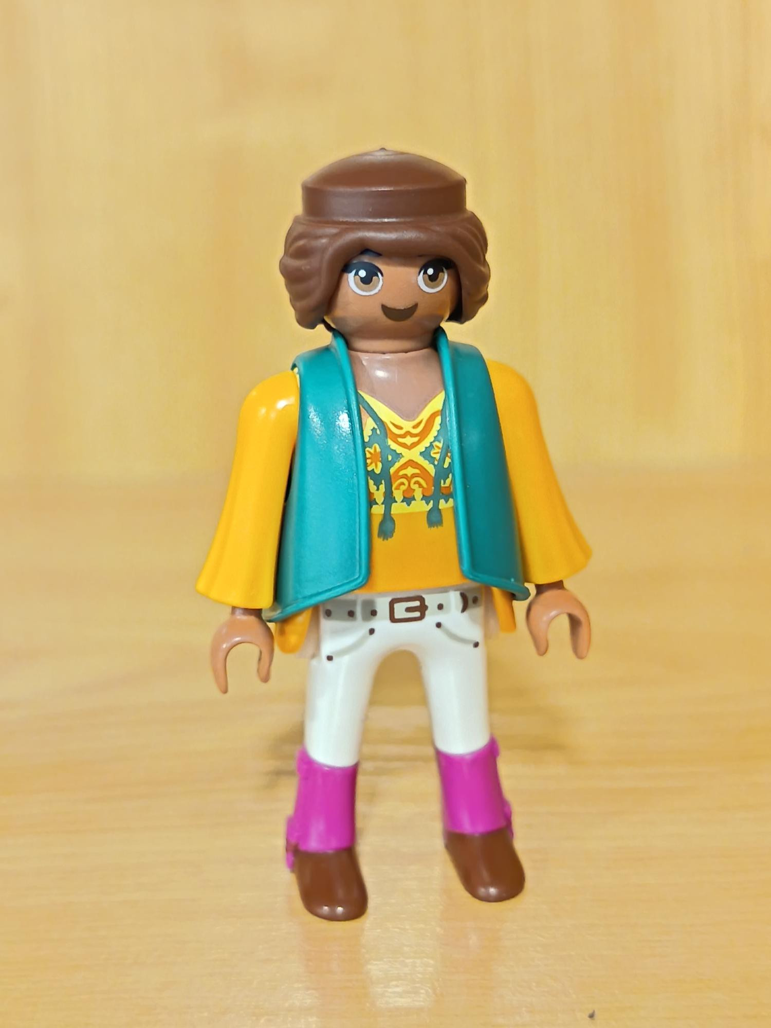 playmobil-figura-trabajadora-de-hipica-9926
