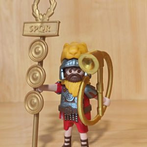 playmobil-soldado-romano-con-estandarte-y-trompeta-13-11-16